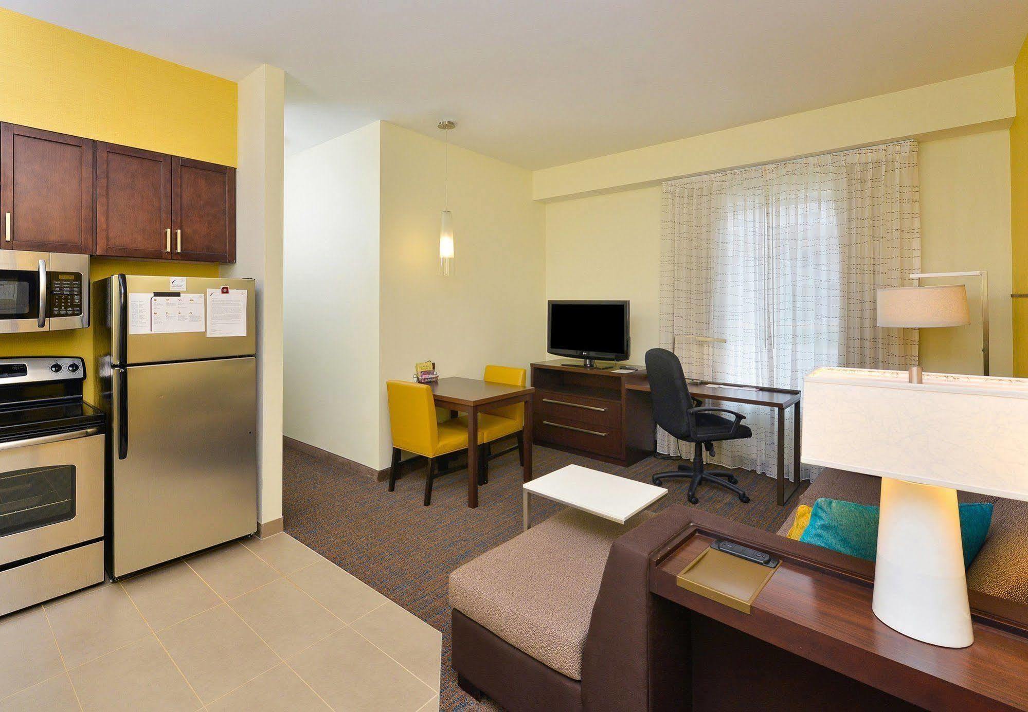 Residence Inn By Marriott Champaign Exterior foto